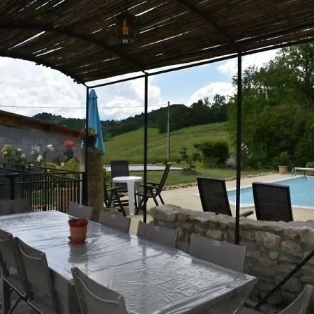 House Barthelou * Saint-Julien-du-Puy